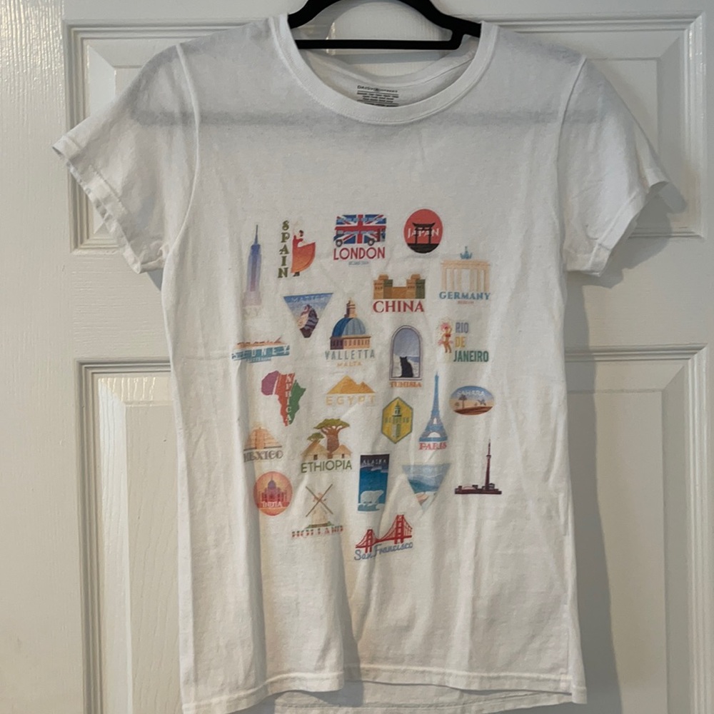 Daisy Street All Around the World Tee